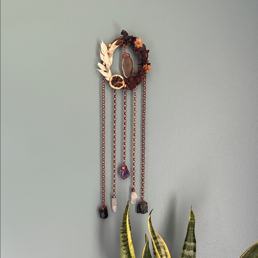 Crystal Wall Hanging Decor with Dried Flowers Fairy Decorations Fall Cottagecore